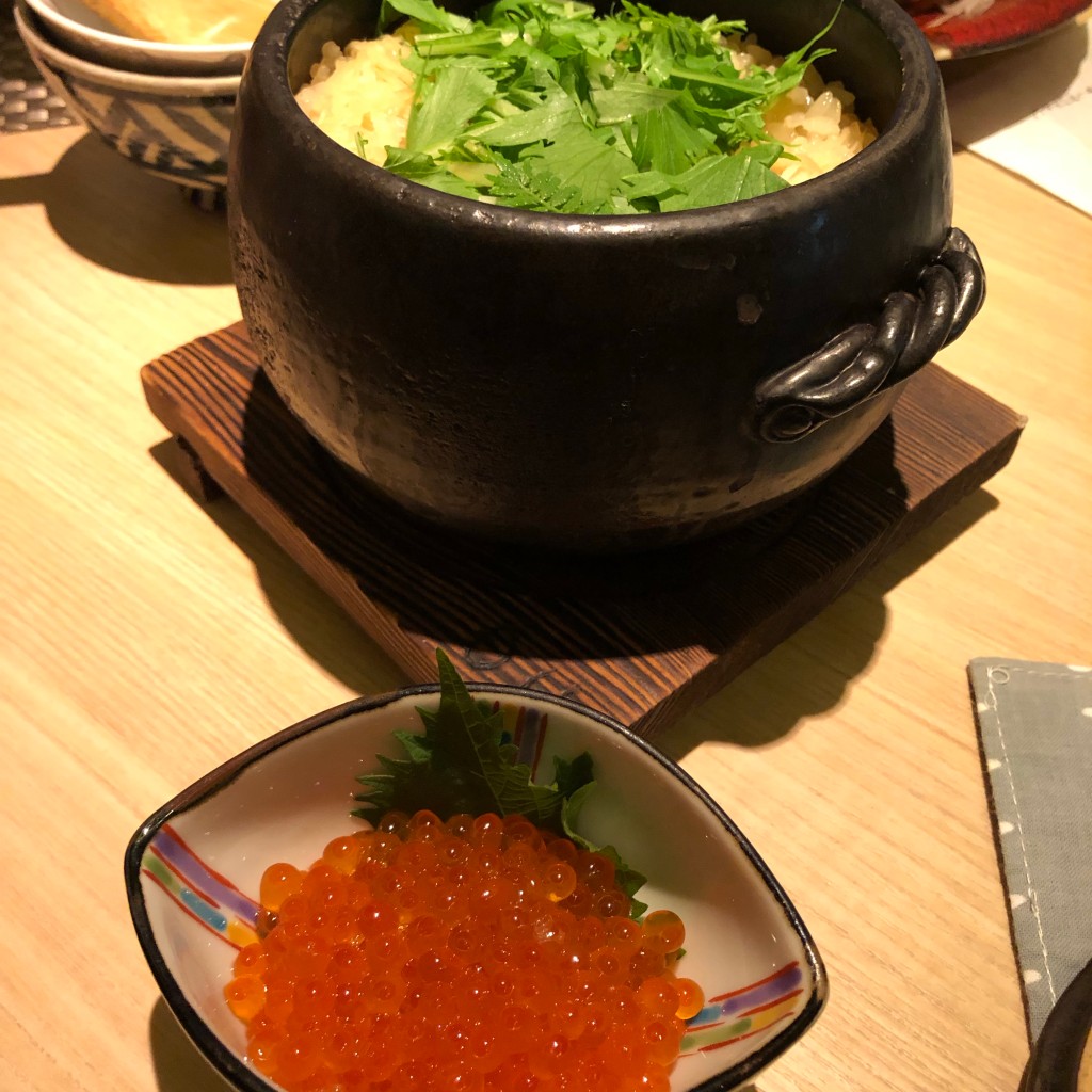 ユーザーが投稿したいくらの醤油漬けの写真 - 実際訪問したユーザーが直接撮影して投稿した南池袋和食 / 日本料理正しい晩ごはん 白の写真