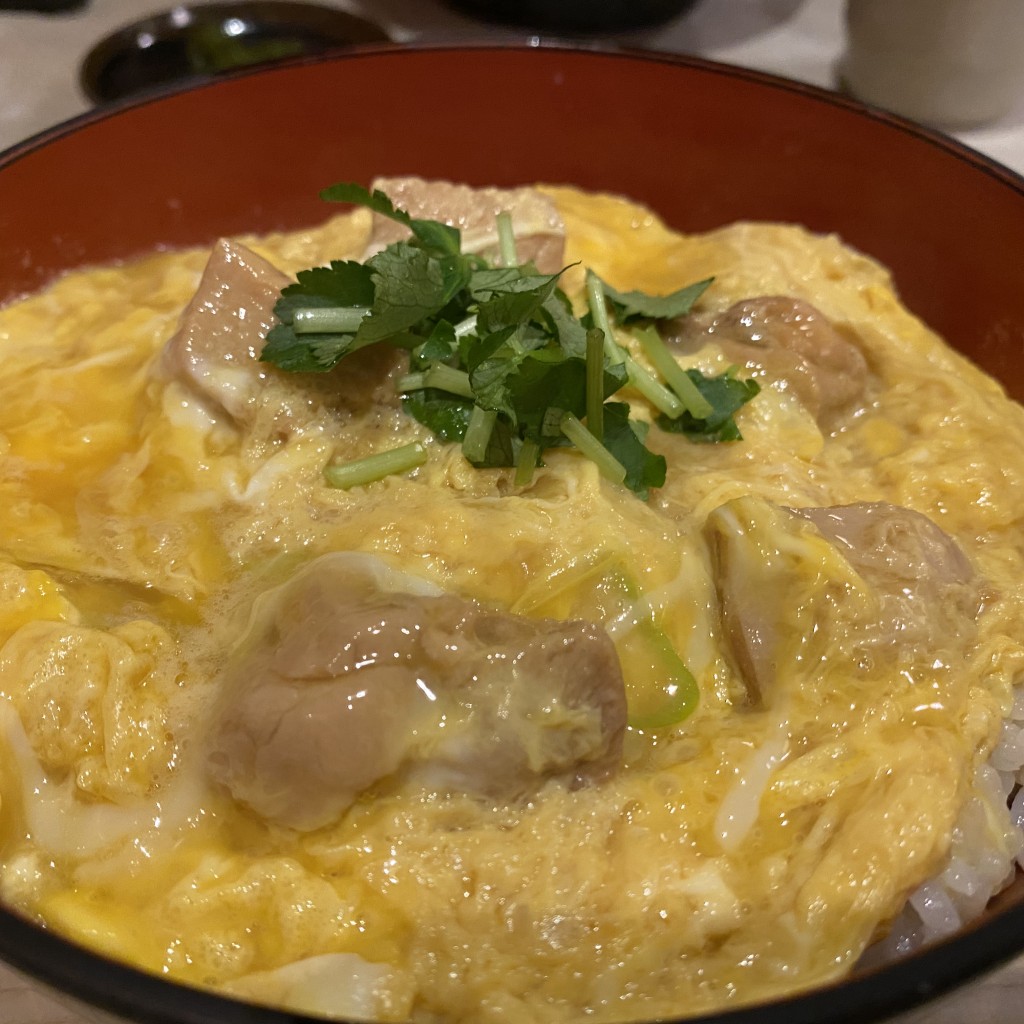 ユーザーが投稿した親子丼の写真 - 実際訪問したユーザーが直接撮影して投稿した日本橋小伝馬町鶏料理伊勢 小伝馬町店の写真