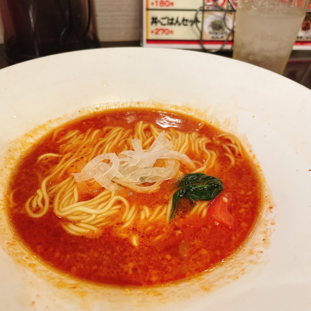 u1366さんが投稿した川原町ラーメン / つけ麺のお店真っ赤ならーめん とまこの写真