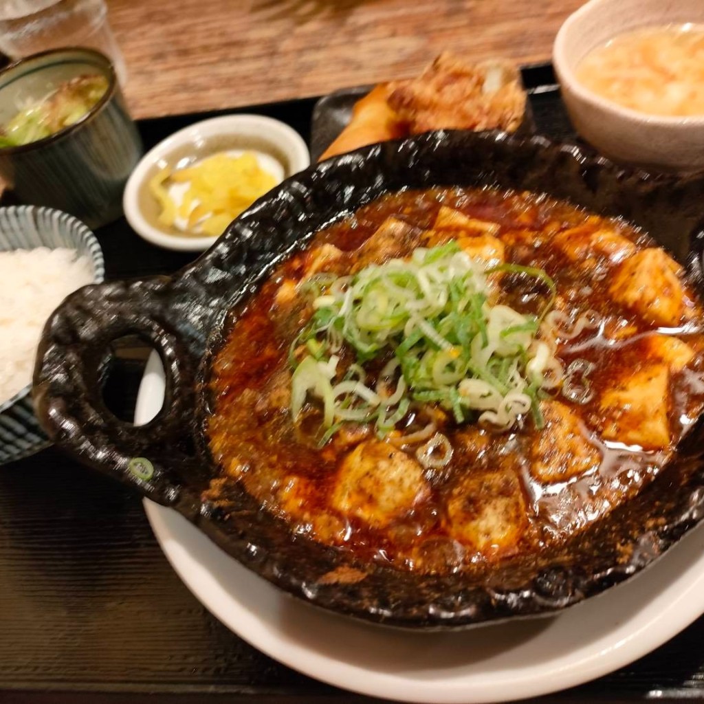 ユーザーが投稿した麻婆豆腐定食の写真 - 実際訪問したユーザーが直接撮影して投稿した寺内上海料理華や 緑地公園店の写真