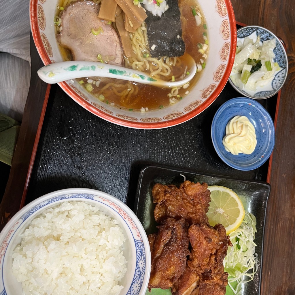 ユーザーが投稿したラーメン唐揚げセットの写真 - 実際訪問したユーザーが直接撮影して投稿した初富定食屋たから亭の写真