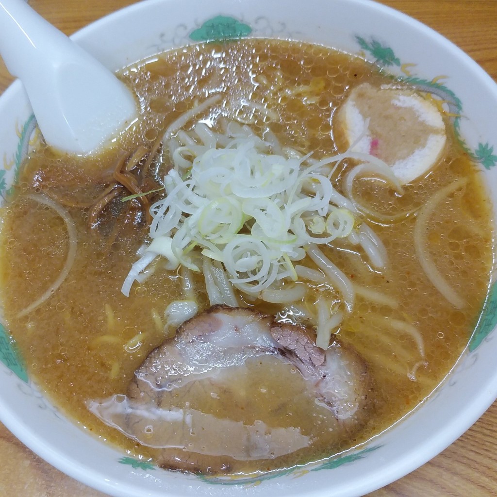 Ktyさんが投稿した厚別中央二条ラーメン / つけ麺のお店新さっぽろらーめん 龍竜/シンサツポロラーメンリュウリュウの写真