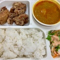 唐揚げカレー弁当 - 実際訪問したユーザーが直接撮影して投稿した赤坂ダイニングバー多国籍肉酒場 ラダッカの写真のメニュー情報