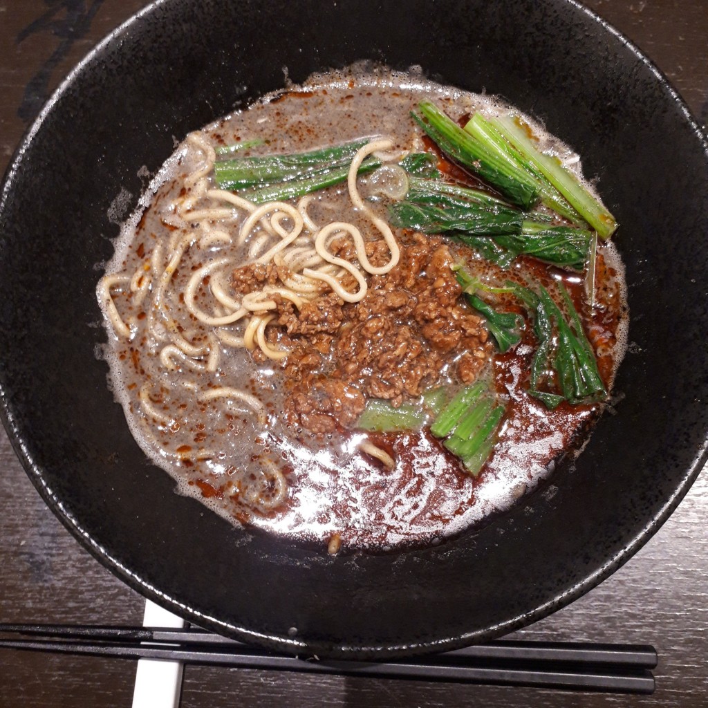 ユーザーが投稿した黒ごま担々麺の写真 - 実際訪問したユーザーが直接撮影して投稿した泉中華料理彩華の写真