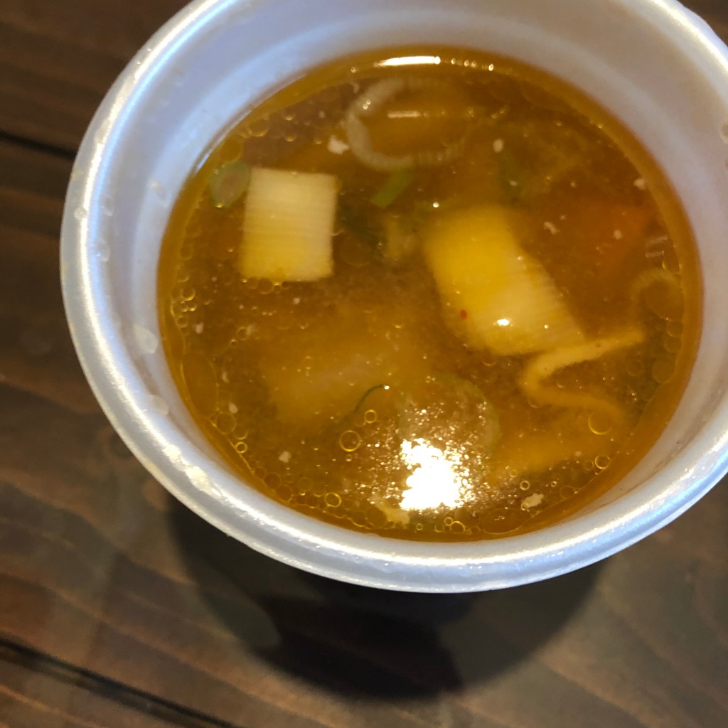 ユーザーが投稿した従食とん汁の写真 - 実際訪問したユーザーが直接撮影して投稿した神戸牛丼すき家 鈴鹿中央通り店の写真