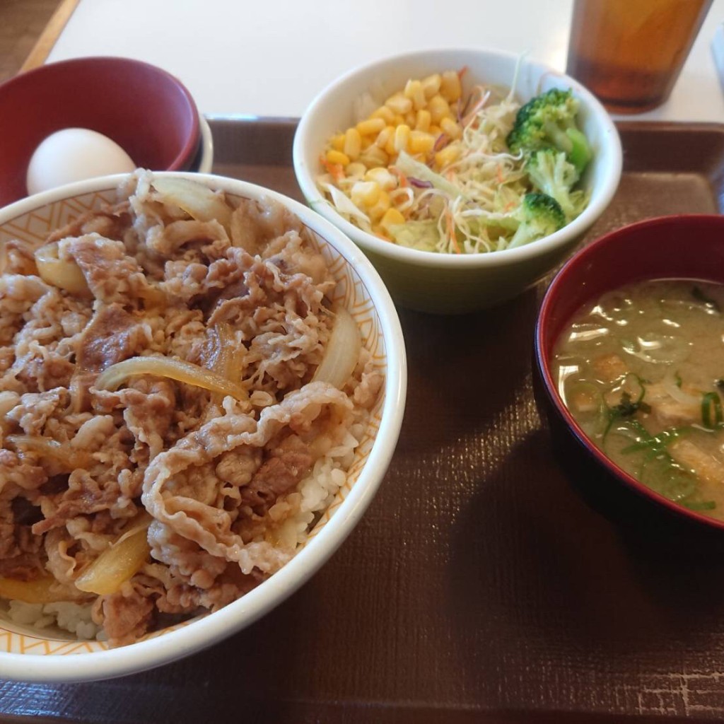 ユーザーが投稿した牛丼ランチの写真 - 実際訪問したユーザーが直接撮影して投稿した鈴谷牛丼すき家 さいたま与野本町店の写真