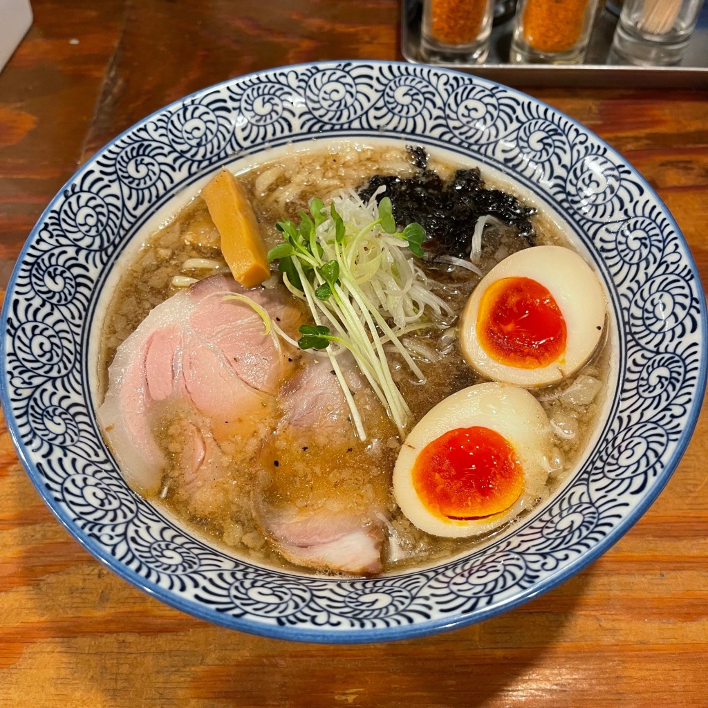 匿命係さんが投稿した曾根崎新地ラーメン専門店のお店麺は鎹  北新地店の写真