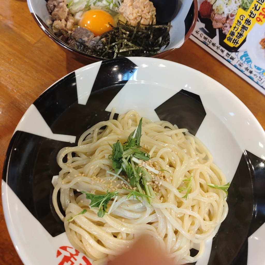 ユーザーが投稿した金華サバと納豆の引っ張りつけ麺の写真 - 実際訪問したユーザーが直接撮影して投稿した中央つけ麺専門店つけ麺 おんのじ 仙台本店の写真