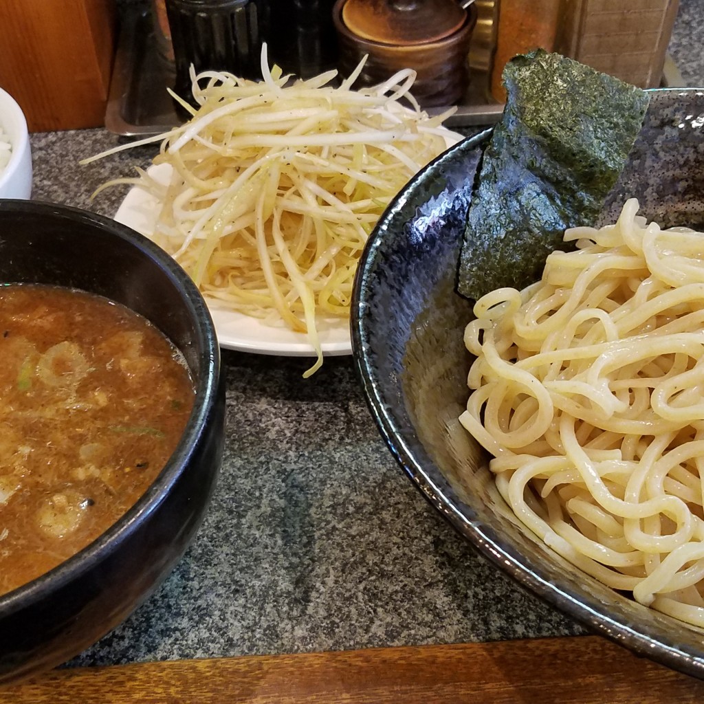 ユーザーが投稿した煮魚出汁つけ麺+白髪ねぎの写真 - 実際訪問したユーザーが直接撮影して投稿した小作台ラーメン / つけ麺つけめん美豚 小作店の写真