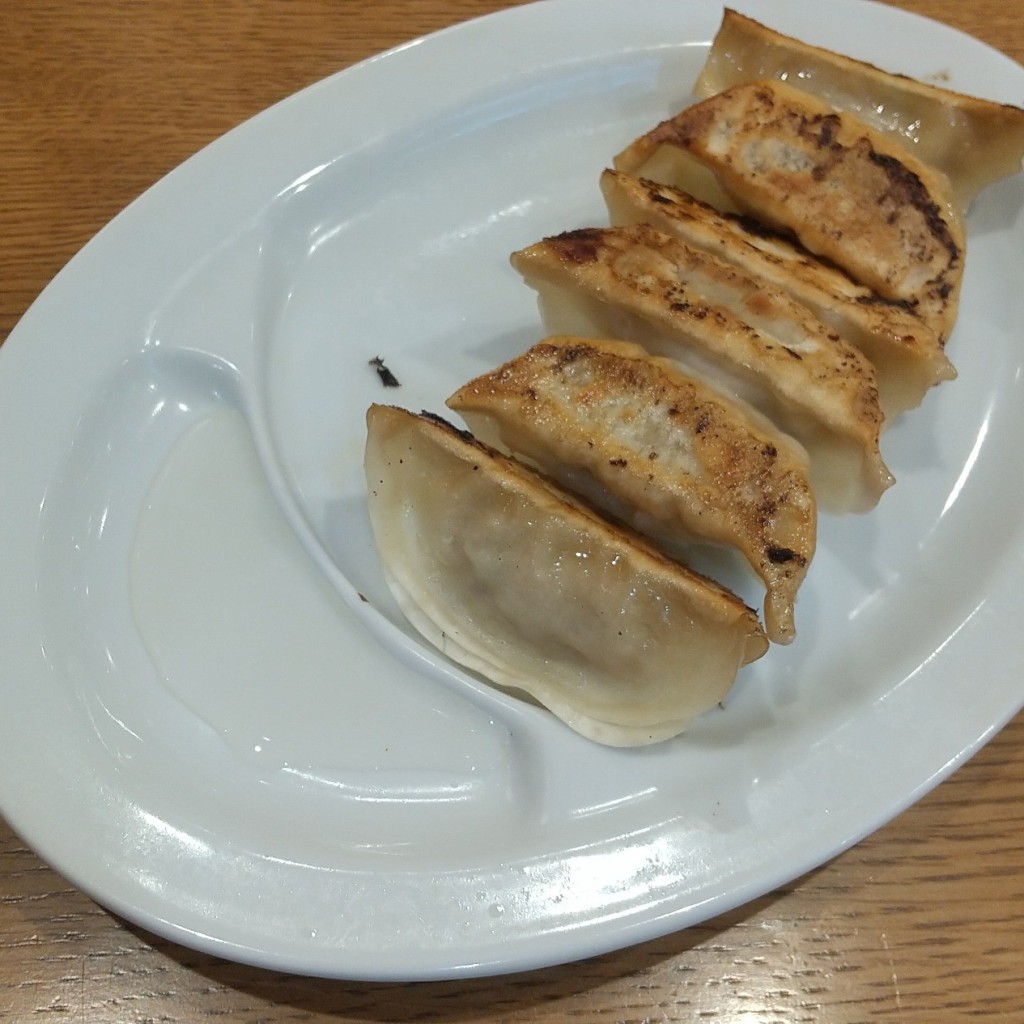 ユーザーが投稿した焼き餃子の写真 - 実際訪問したユーザーが直接撮影して投稿した矢田南ラーメン専門店からみそラーメン ふくろう食堂 ミュープラット大曽根店の写真