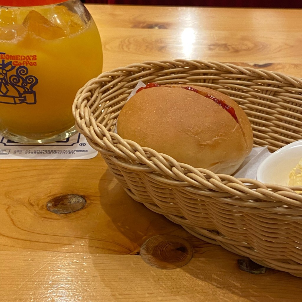 ユーザーが投稿したオレンジジュース Bローブパンの写真 - 実際訪問したユーザーが直接撮影して投稿した中央町喫茶店コメダ珈琲店 大分中央町店の写真
