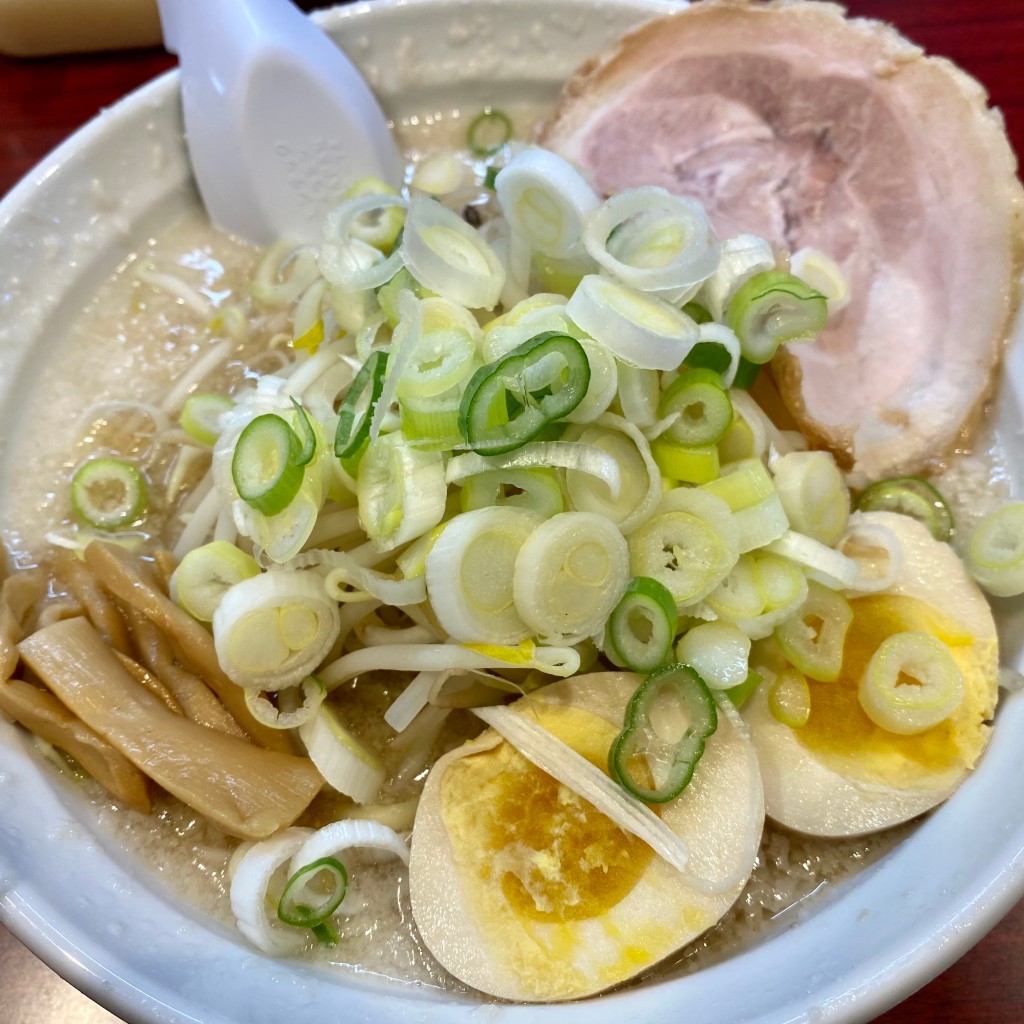 [福岡市内のガッツリ飯！！]をテーマに、LINE PLACEのユーザーカラオさんがおすすめするグルメ店リストの代表写真