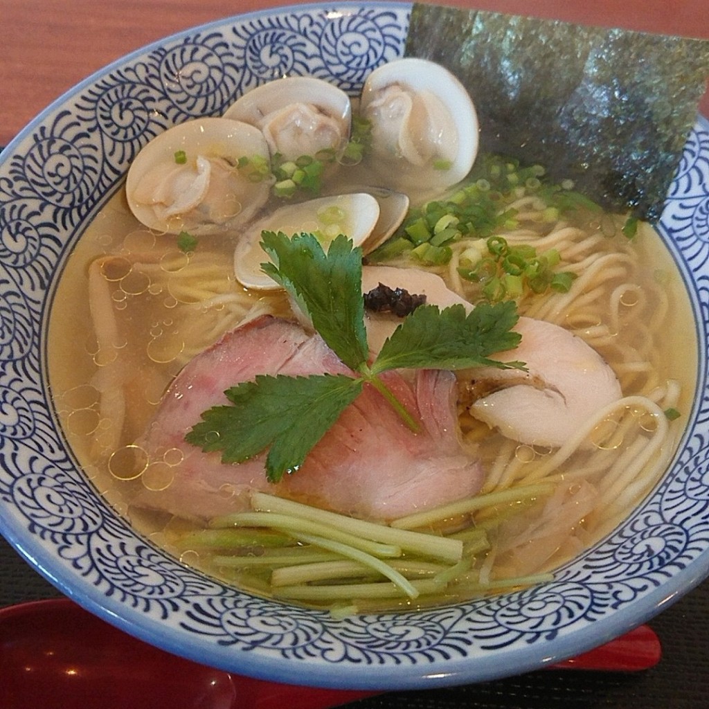 ユーザーが投稿した鶏はまぐりラーメンの写真 - 実際訪問したユーザーが直接撮影して投稿した江刺杉ノ町ラーメン専門店麺SAMURAI 桃太郎の写真