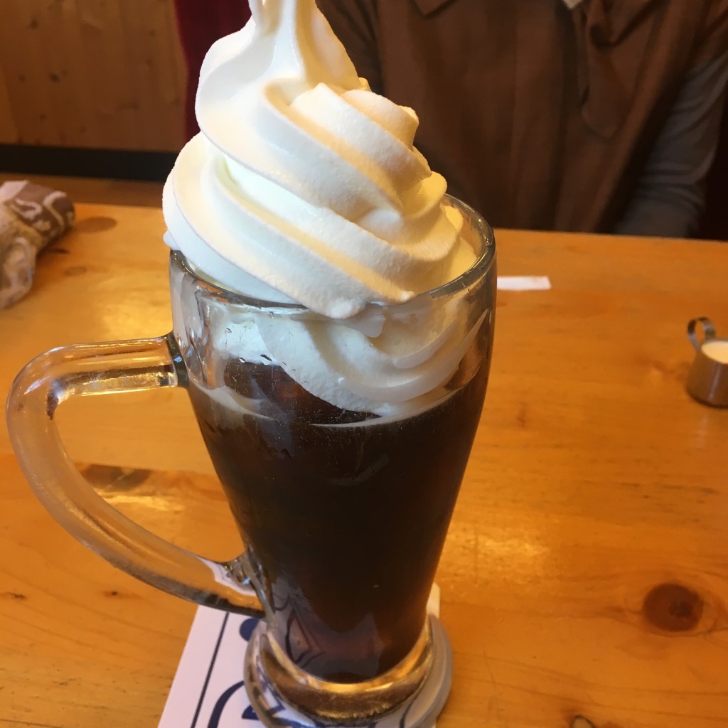 ユーザーが投稿したクリームコーヒーの写真 - 実際訪問したユーザーが直接撮影して投稿した港栄喫茶店コメダ珈琲店 港栄店の写真