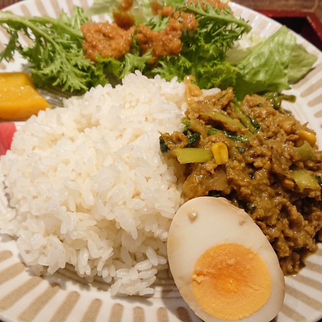 ユーザーが投稿した85(発酵)定食B(カレー)の写真 - 実際訪問したユーザーが直接撮影して投稿した本郷カフェ麹中の写真