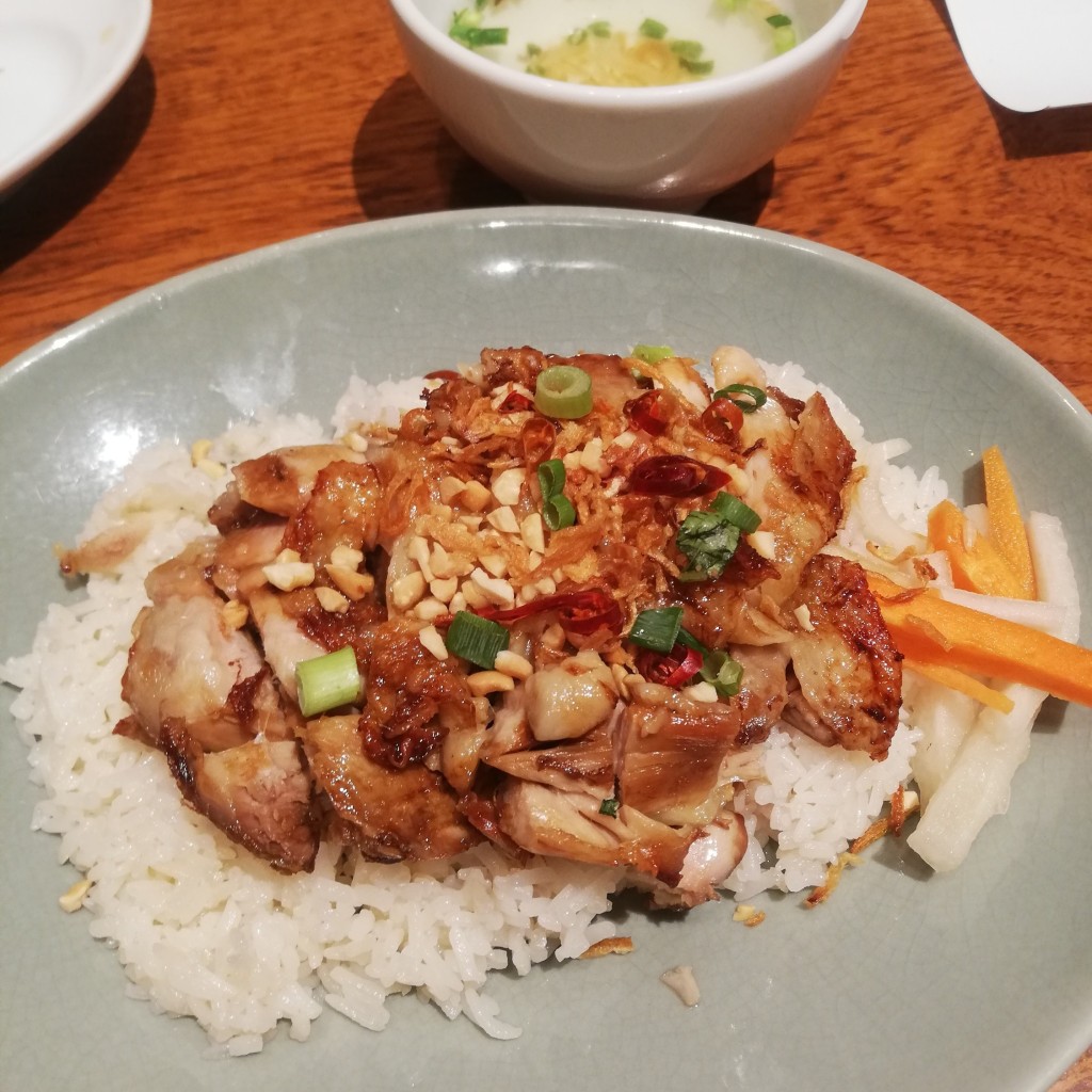 ユーザーが投稿した定食 コムガーの写真 - 実際訪問したユーザーが直接撮影して投稿した有楽町ベトナム料理VIETNAMESE CYCLO 東京ミッドタウン日比谷の写真