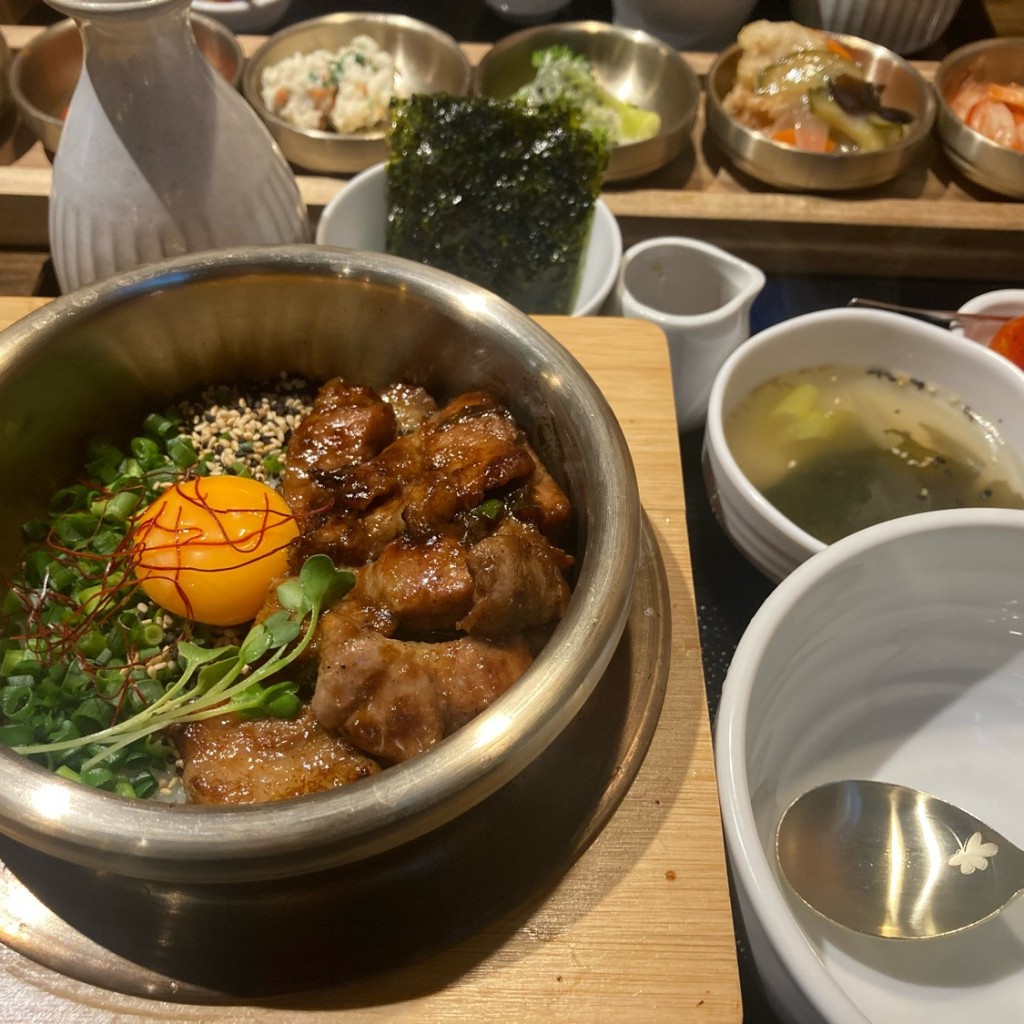 ちくりんさんが投稿した百人町韓国料理のお店新大久保 プレミアム韓国式釜飯専門店 ソシロダ/シンオオクボ プレミアムカンコクシキカマメシセンモンテン ソシロダの写真