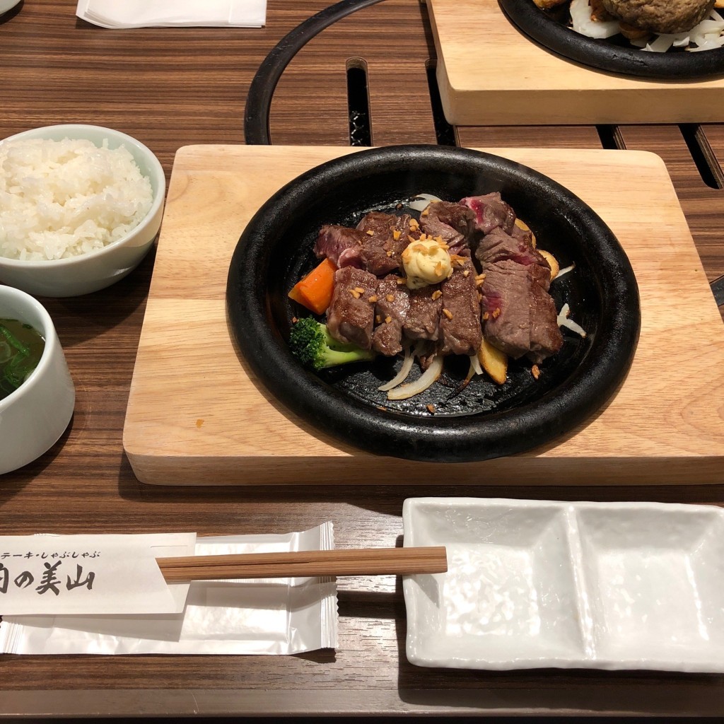 ユーザーが投稿した霜降ステーキセットM150の写真 - 実際訪問したユーザーが直接撮影して投稿した神田すき焼き肉の美山 水島店の写真