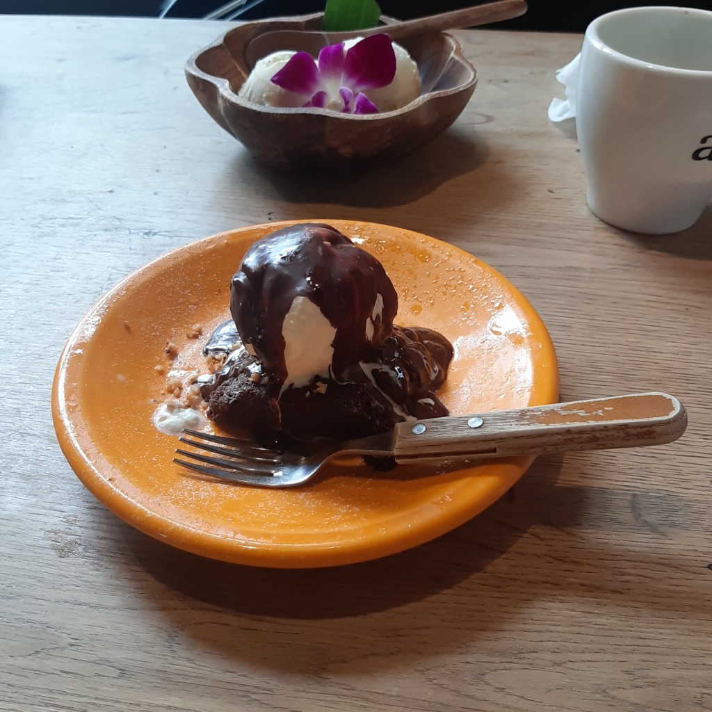 ユーザーが投稿したチョコレートブラウニーの写真 - 実際訪問したユーザーが直接撮影して投稿した上目黒カフェALOHA TABLE Nakameguroの写真