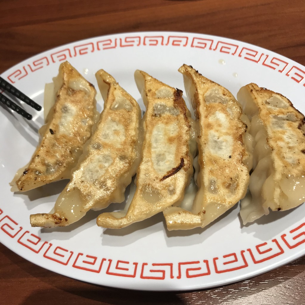 ユーザーが投稿したカラみそラーメン 餃子定食の写真 - 実際訪問したユーザーが直接撮影して投稿した大房ラーメン専門店ラーメン魁力屋 北越谷店の写真