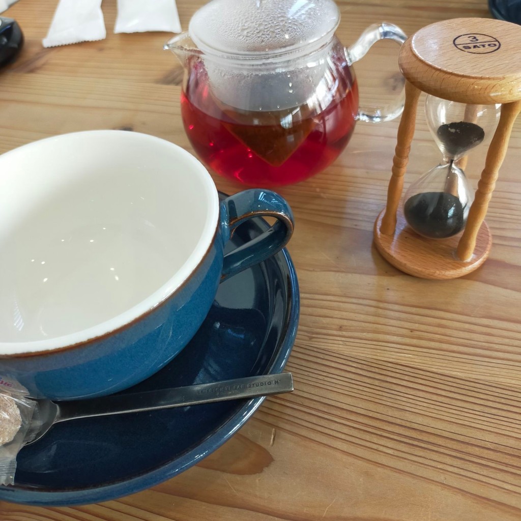 ユーザーが投稿したたっぷり紅茶の写真 - 実際訪問したユーザーが直接撮影して投稿した三好町カフェコロロ珈琲の写真