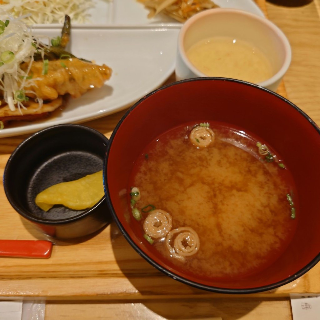 ユーザーが投稿した平日ランチ 私の定食の写真 - 実際訪問したユーザーが直接撮影して投稿した栄居酒屋お台所ふらり 栄スカイル店の写真