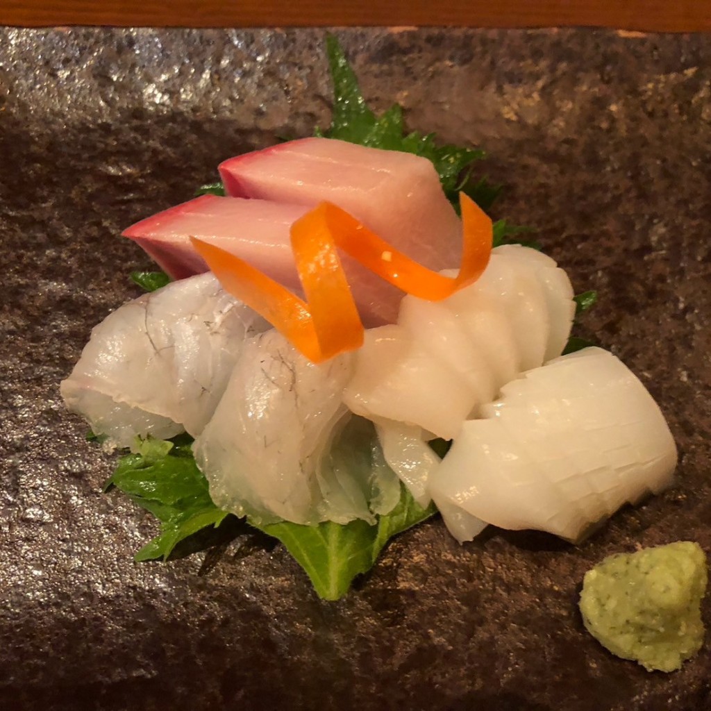ユーザーが投稿した刺身3点盛りの写真 - 実際訪問したユーザーが直接撮影して投稿した沢良宜西和食 / 日本料理うかのめの写真