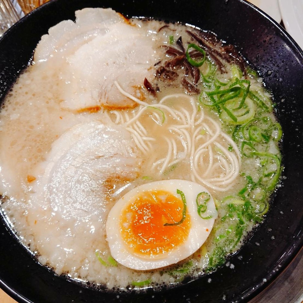 ユーザーが投稿した味玉ラーメンの写真 - 実際訪問したユーザーが直接撮影して投稿した本町ラーメン専門店元祖博多中洲屋台ラーメン 一竜 国分寺店の写真