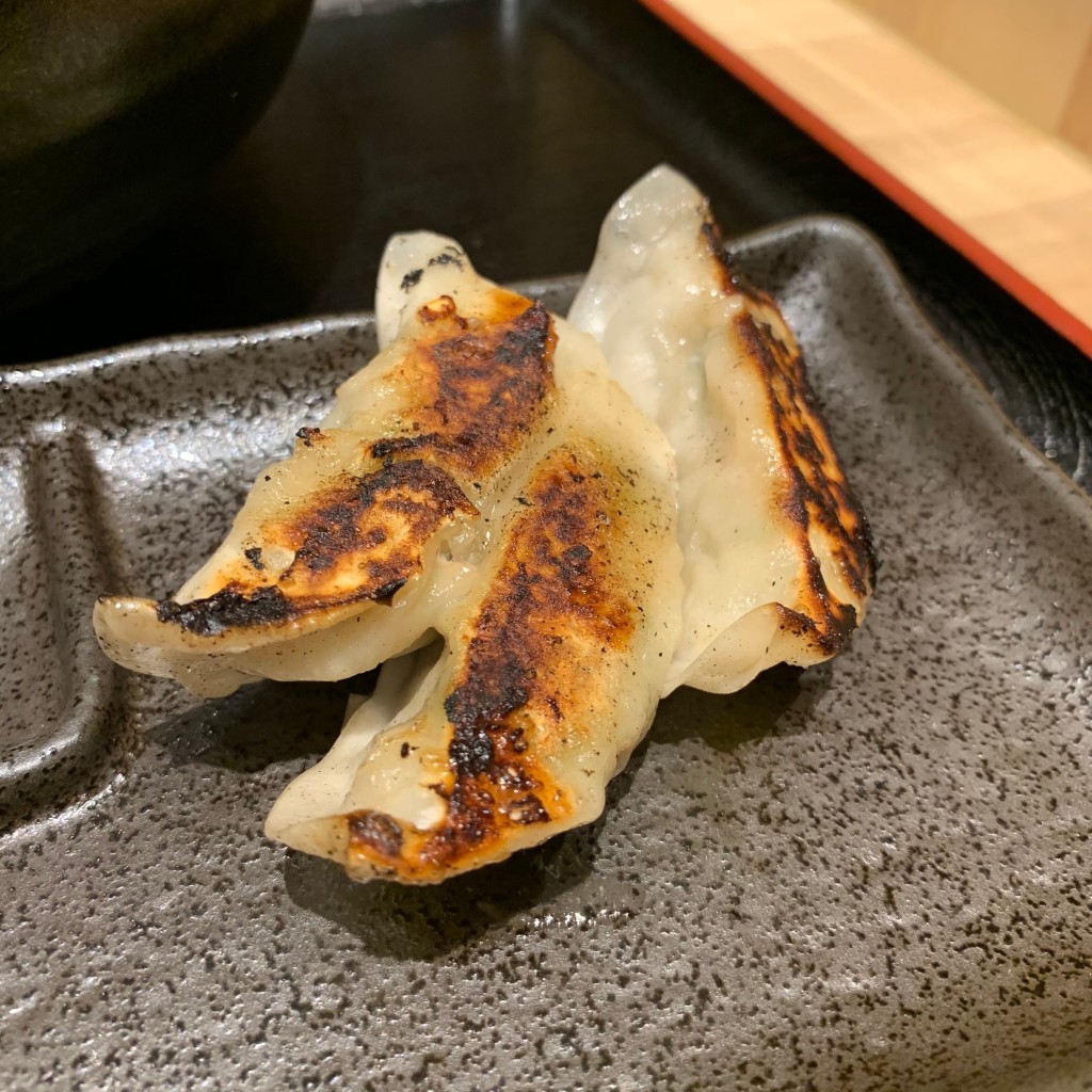 ユーザーが投稿したごはん・餃子セットの写真 - 実際訪問したユーザーが直接撮影して投稿した古賀島町ラーメン / つけ麺つけ麺専門店 だるまの写真