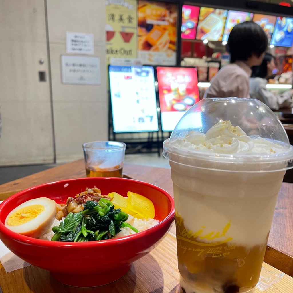 ユーザーが投稿したタピオカほうじ茶マロンの写真 - 実際訪問したユーザーが直接撮影して投稿した高島タピオカ春水堂 横浜ポルタ店の写真