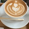 ラテ - 実際訪問したユーザーが直接撮影して投稿した中央町コーヒー専門店Factory & Labo 神乃珈琲の写真のメニュー情報