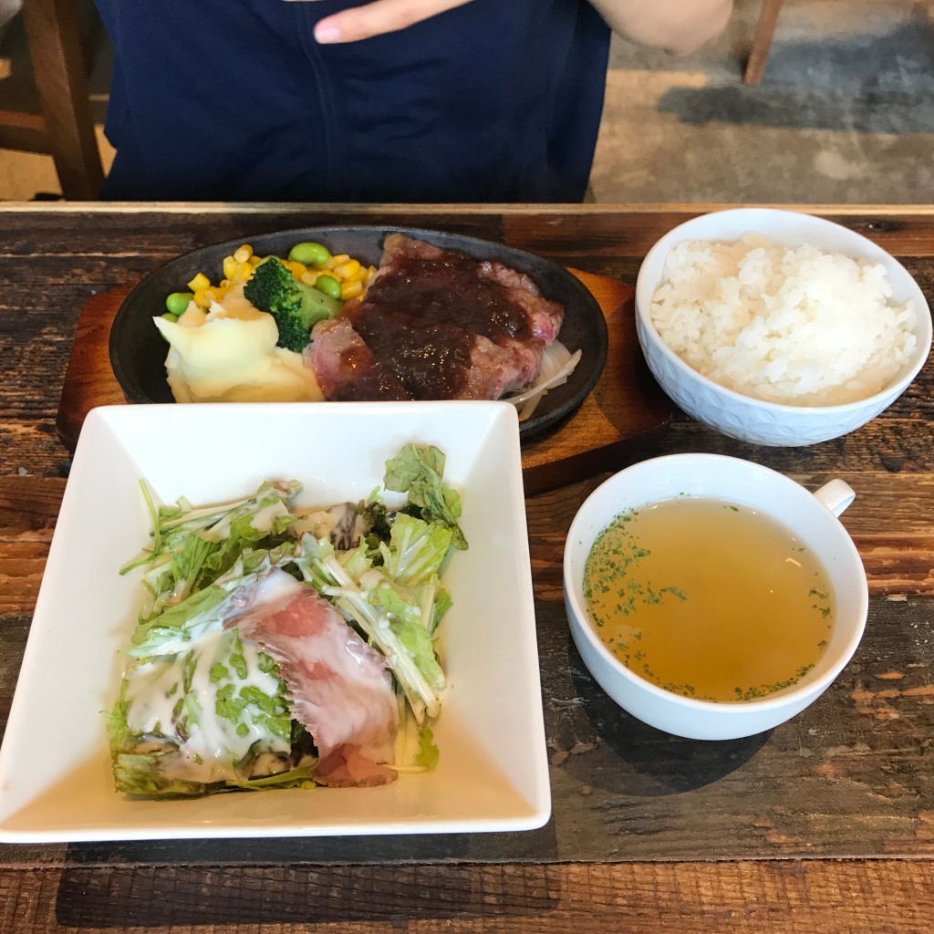 おっくんタイガースさんが投稿した四坊大宮町ステーキのお店Steak&Wine 山村牛兵衛/ステーキアンドワインヤマムラギュウベエの写真