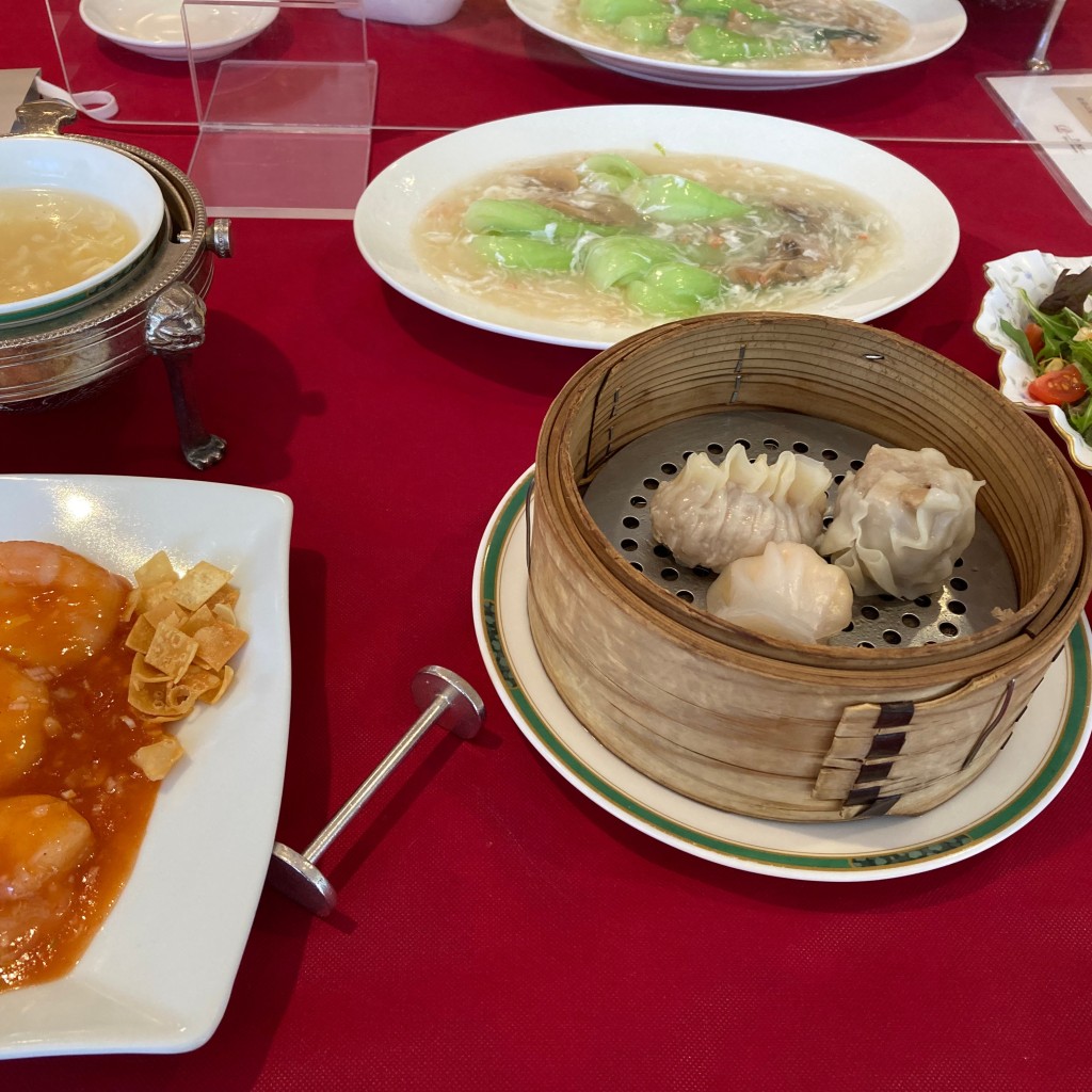 ユーザーが投稿した新春バラエティランチの写真 - 実際訪問したユーザーが直接撮影して投稿した新富町中華料理中国料理 古稀殿の写真