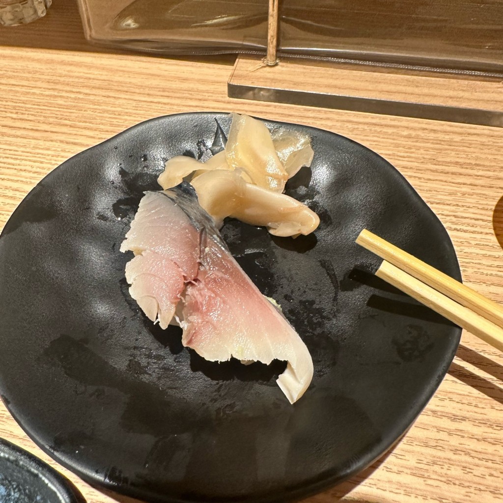 ユーザーが投稿した〆さばの写真 - 実際訪問したユーザーが直接撮影して投稿した梅田寿司髭寿司の写真