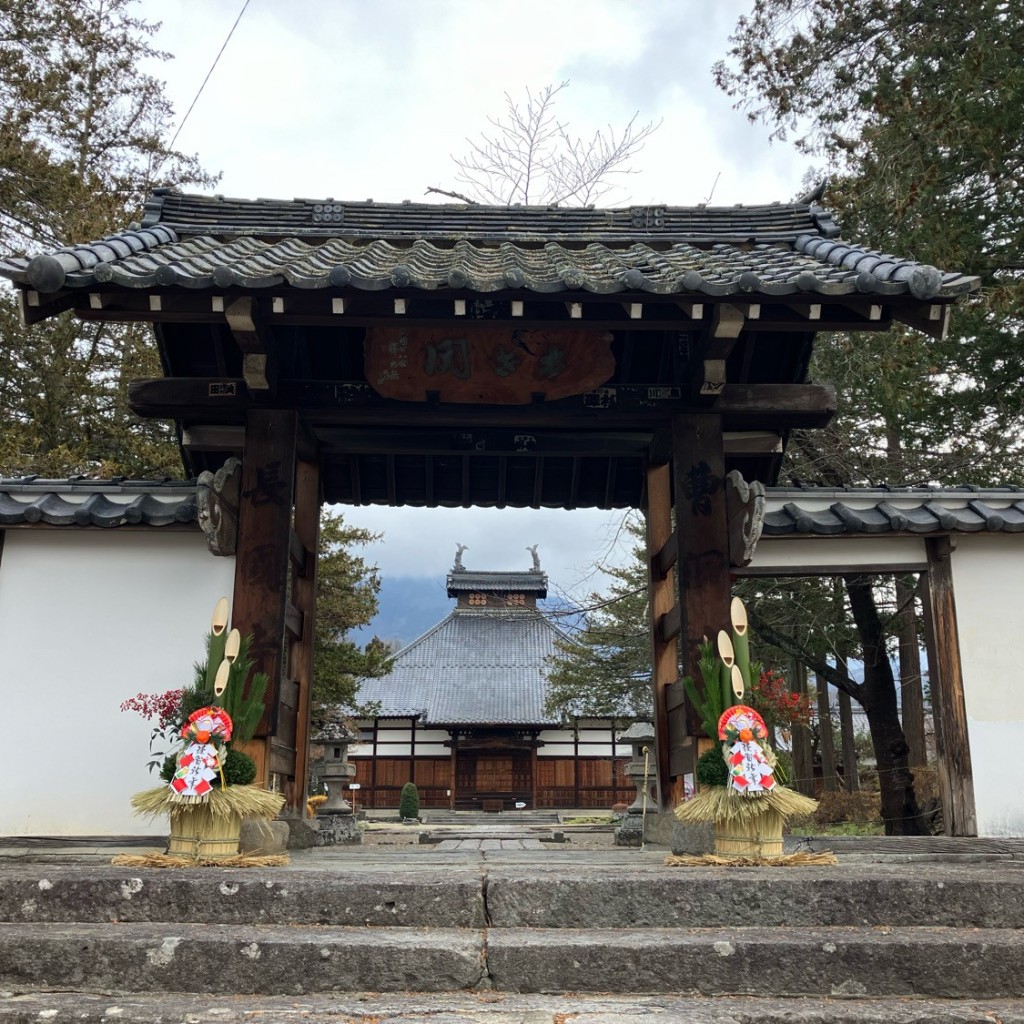 実際訪問したユーザーが直接撮影して投稿した松代町松代歴史的建造物長国寺 表門の写真