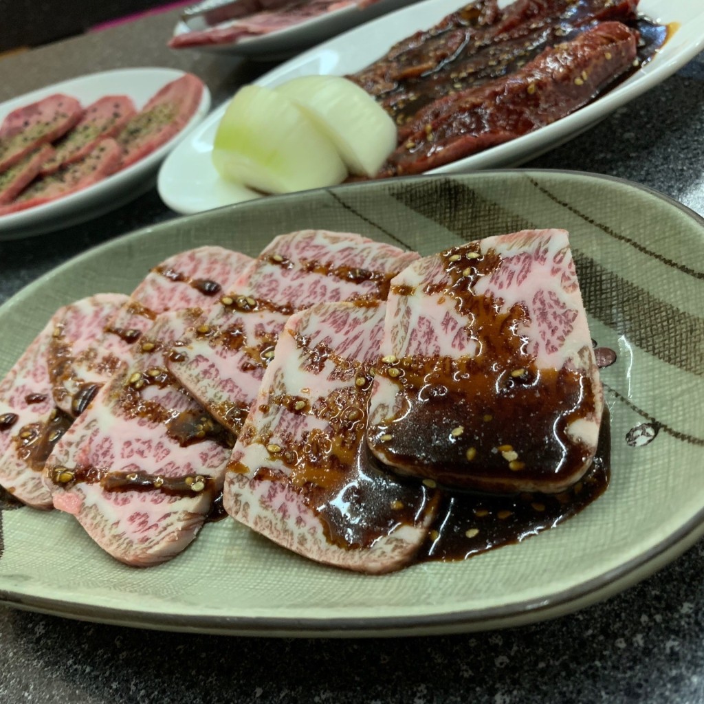 実際訪問したユーザーが直接撮影して投稿した天下茶屋東肉料理萩ノ茶屋鶴一 本店の写真