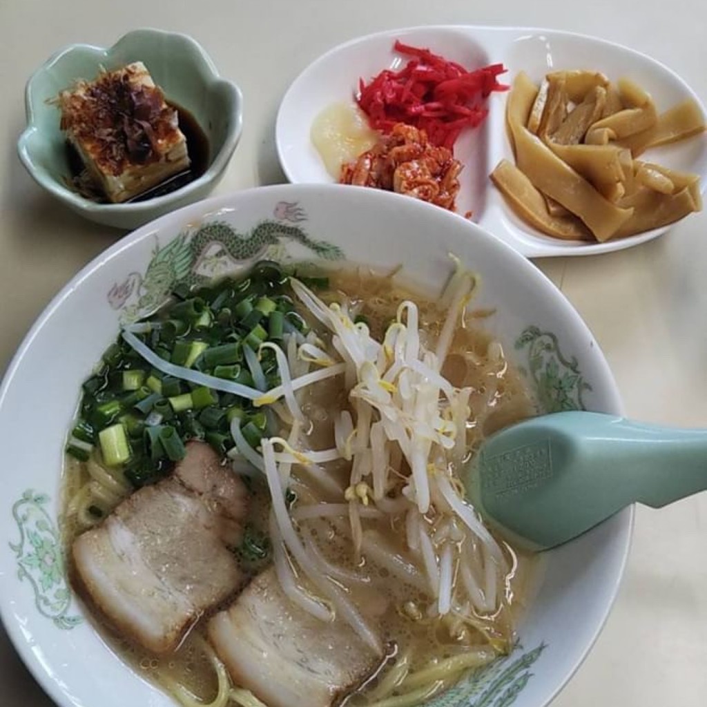 実際訪問したユーザーが直接撮影して投稿した横浜町ラーメン / つけ麺ラーメンセンター本陣の写真