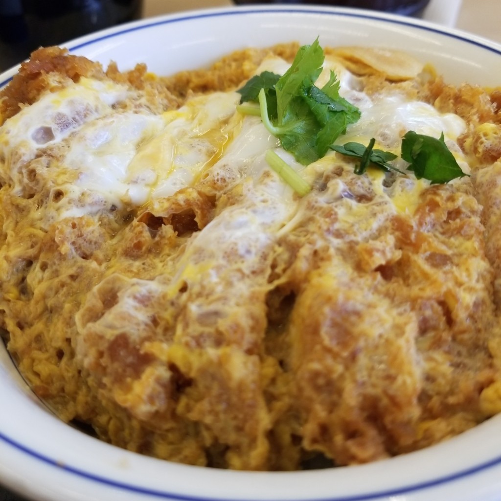 ユーザーが投稿したカツ丼(竹)の写真 - 実際訪問したユーザーが直接撮影して投稿した井ノ口町とんかつかつや 愛知岡崎北店の写真