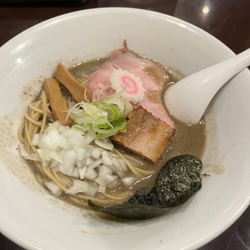 あんにんとうふさんが投稿した中央通ラーメン専門店のお店麺屋 いおり/メンヤイオリの写真