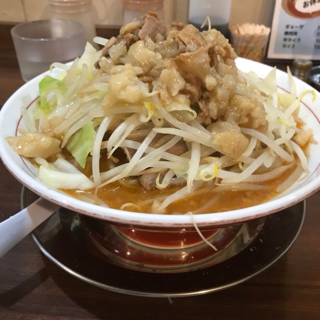 ユーザーが投稿した豚ラーメンの写真 - 実際訪問したユーザーが直接撮影して投稿した荒町ラーメン専門店げんちゃんらーめんの写真