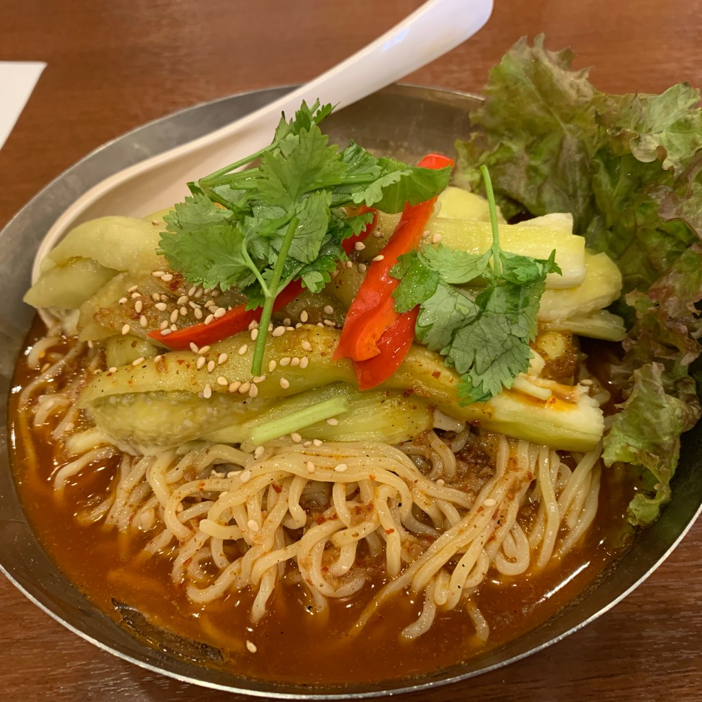 ユーザーが投稿したナス冷麺の写真 - 実際訪問したユーザーが直接撮影して投稿した中央中華料理坂上刀削麺の写真