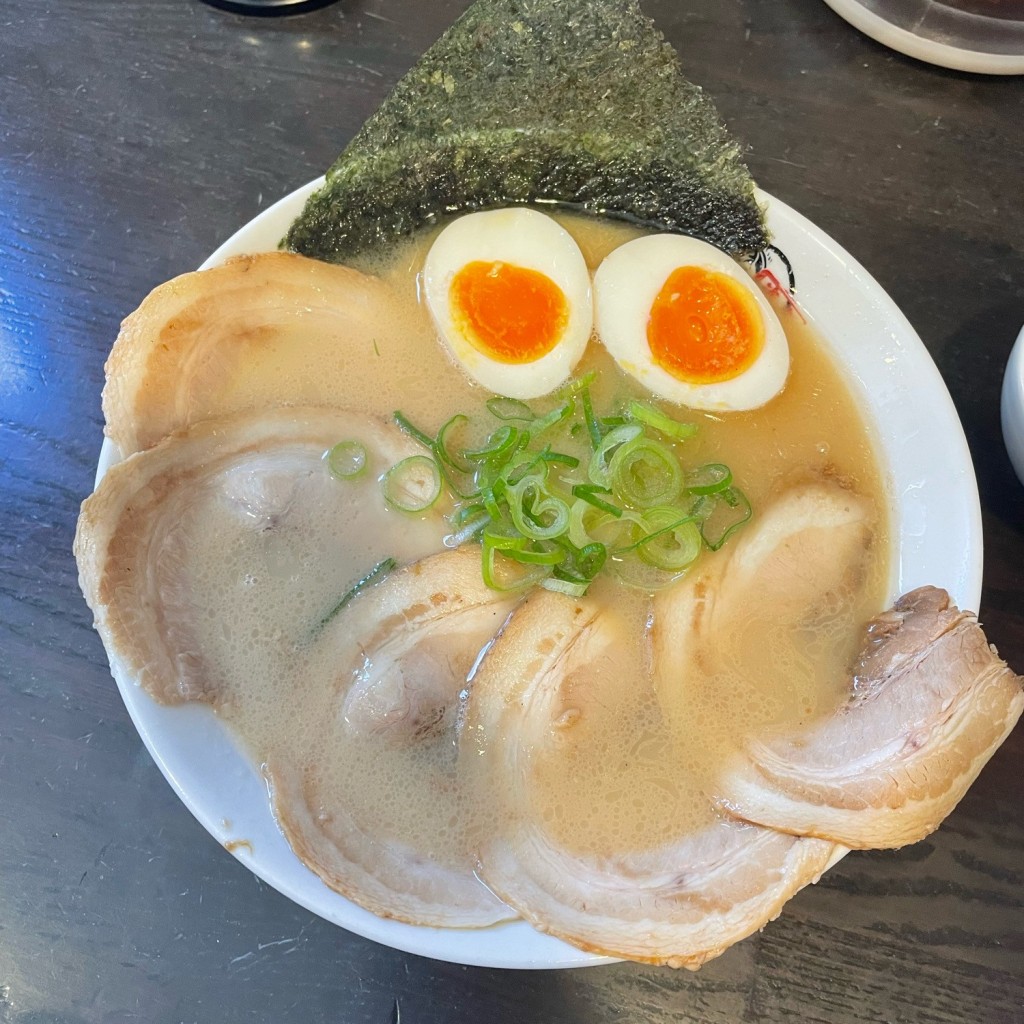 nasayiesさんが投稿した光吉ラーメン / つけ麺のお店壱丁目ラーメン 本店直営 大分光吉店/イチチョウメラーメン ホンテンチョクエイ オオイタミツヨシテンの写真