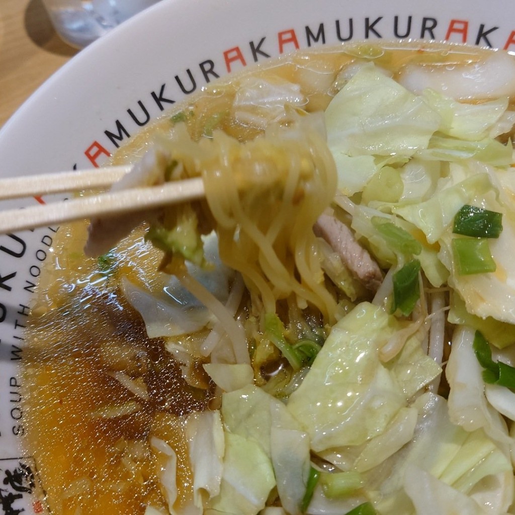 ユーザーが投稿した野菜いっぱいラーメンの写真 - 実際訪問したユーザーが直接撮影して投稿した難波ラーメン専門店どうとんぼり 神座 なんば店の写真