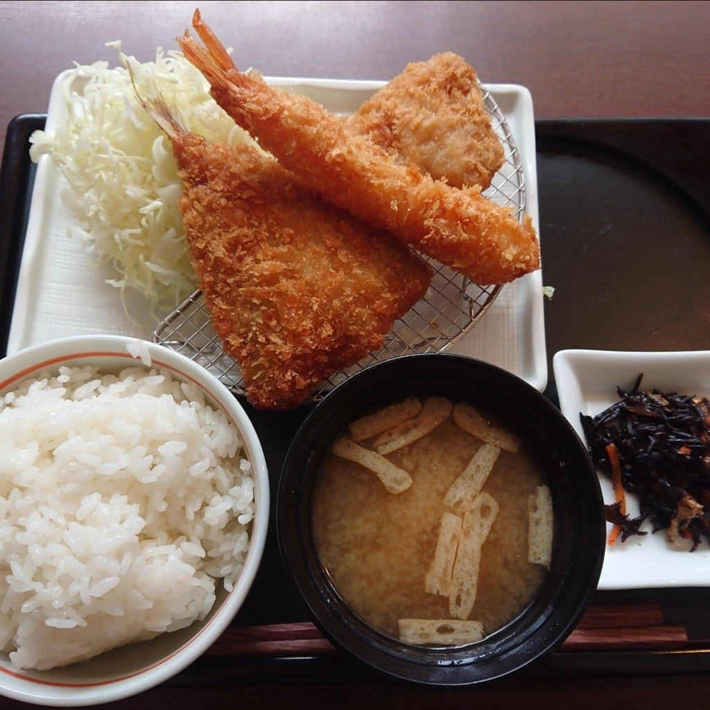 ユーザーが投稿したLunchミックスフライ定食の写真 - 実際訪問したユーザーが直接撮影して投稿した神南ファミリーレストランデニーズ 渋谷公園通り店の写真