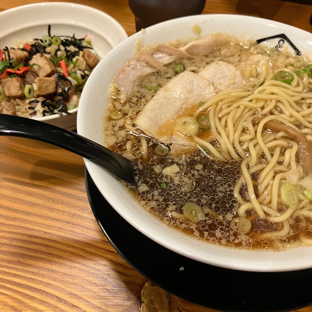 ケンケンですさんが投稿した四番丁ラーメン専門店のお店中華そば ないとう/チュウカソバ ナイトウの写真