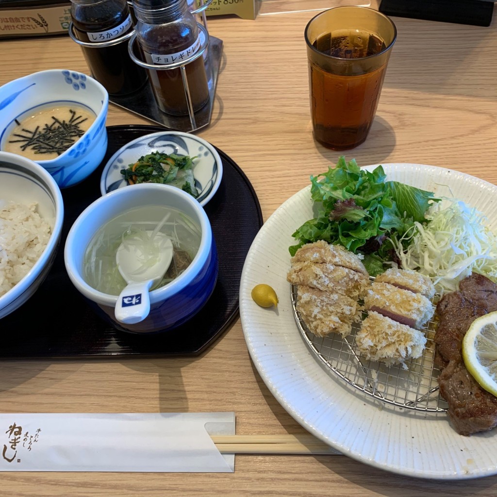 ユーザーが投稿した麦とろステーキセットの写真 - 実際訪問したユーザーが直接撮影して投稿した上野牛タンねぎし 上野駅前店の写真