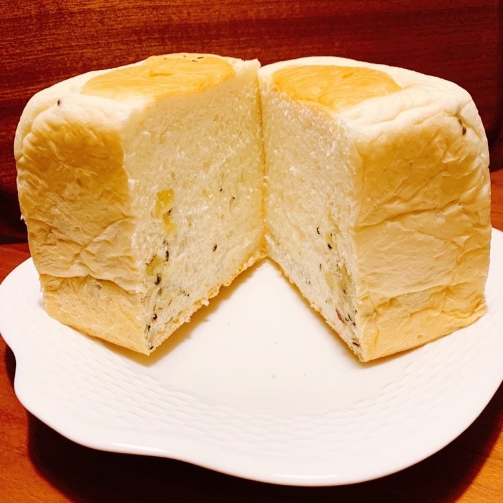 ユーザーが投稿したお芋の生食パンの写真 - 実際訪問したユーザーが直接撮影して投稿した中央食パン専門店ラ・パン 大和店の写真