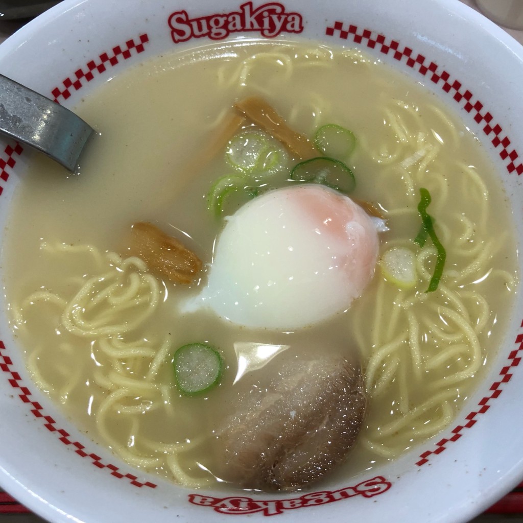 ユーザーが投稿した玉子入ラーメンの写真 - 実際訪問したユーザーが直接撮影して投稿した志都呂ラーメン専門店スガキヤ 浜松志都呂イオンモール店の写真