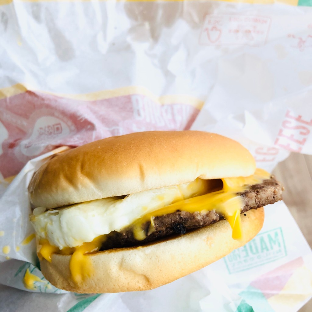 ユーザーが投稿したエッグチーズバーガーの写真 - 実際訪問したユーザーが直接撮影して投稿した磯上町ファーストフードマクドナルド 岸和田磯上店の写真