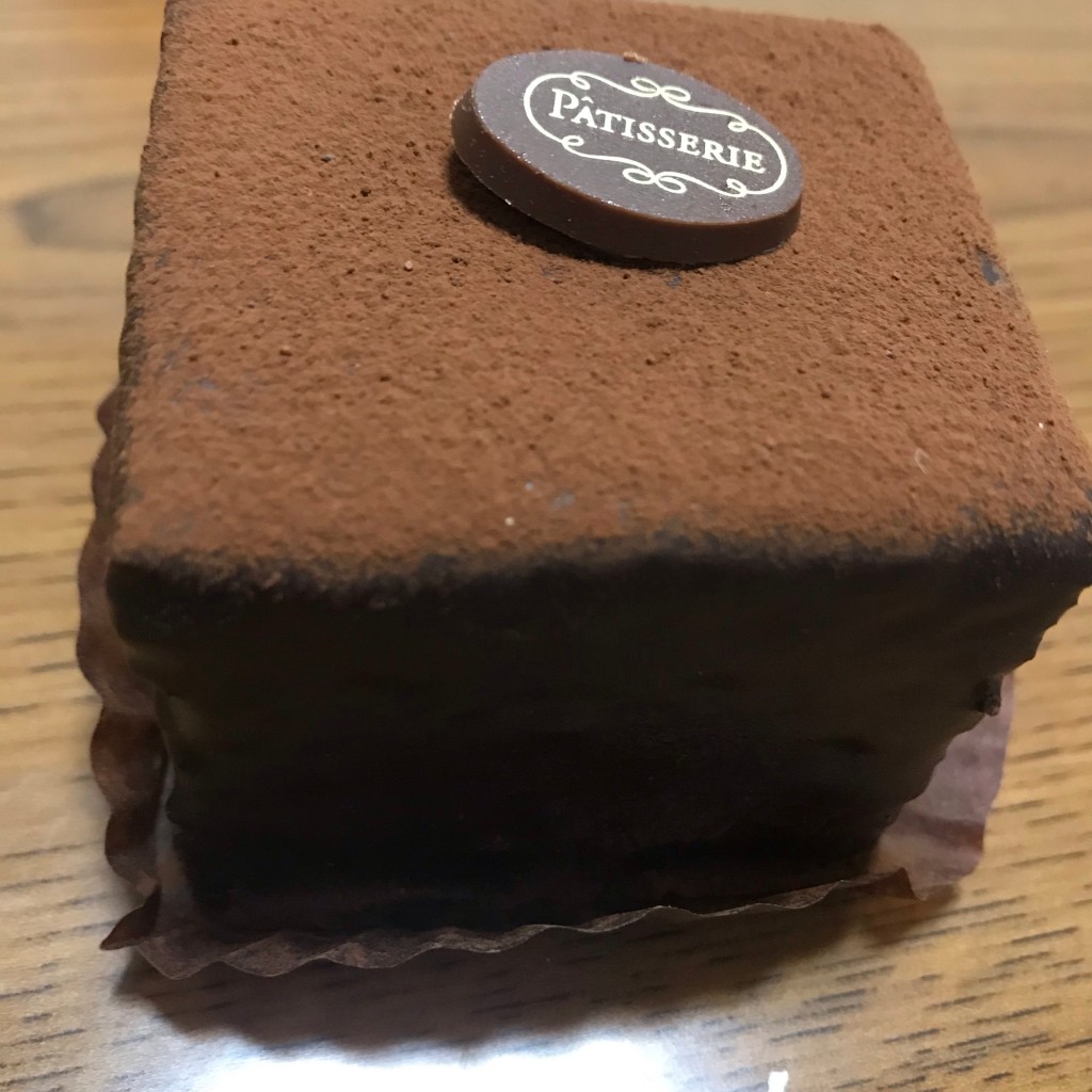 ユーザーが投稿したチョコレートケーキの写真 - 実際訪問したユーザーが直接撮影して投稿した松葉ケーキパティスリー シャンマロニエの写真